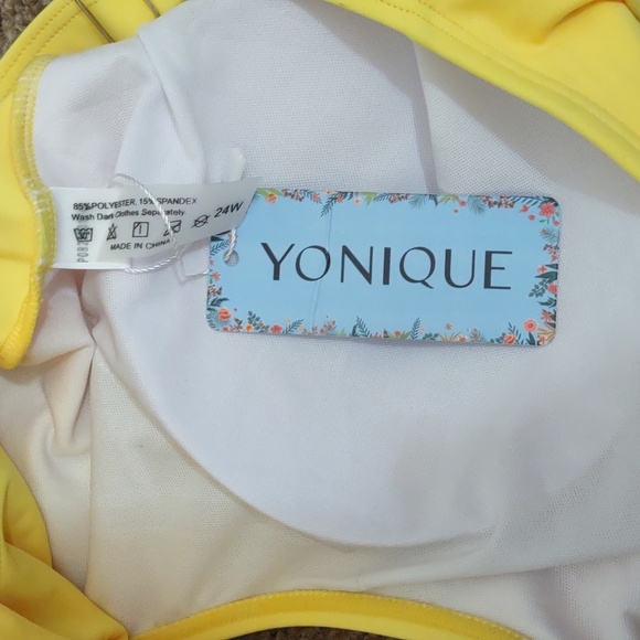 NEW WITH FLAW ONE PIECE YONIQUE SUNFLOWER SWIMSUIT HAS TAGS SIZE 24W - Picture 11 of 14